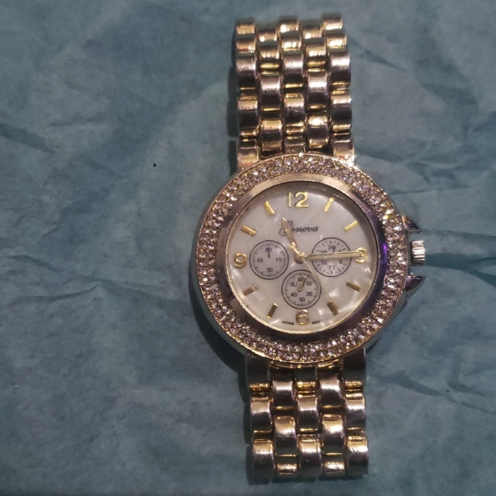 Womens Gevenva Watch